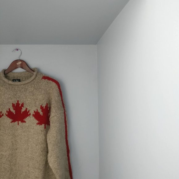 Canada Maple Leaf Intarsia Coastal Fisherman sweater 100% Wool neutral Oatmeal - Picture 2 of 6